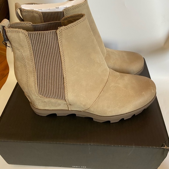 Sorel🌼NEW🌼Joan of Arctic Wedge II Chelsea Boot - Picture 5 of 8